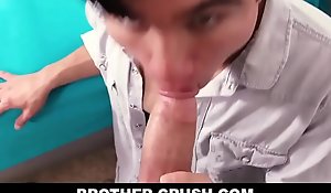 Deep Without a condom Be crazy Finale Three Hot Legal age teenager Brothers - BROTHER-CRUSH XNXX fuck video