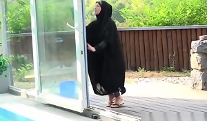 Sex With Muslim Hijab Mom