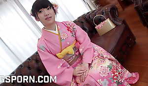 Hot group-sex in a paragon japanese tearoom fucking hot mummy